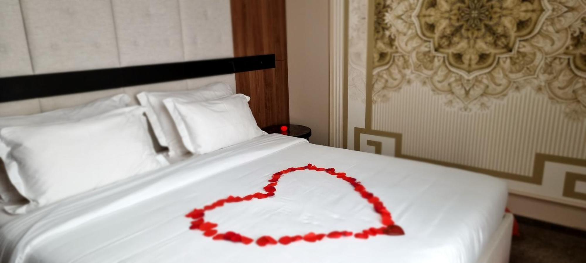 Degrassi Boutique Garni 4*