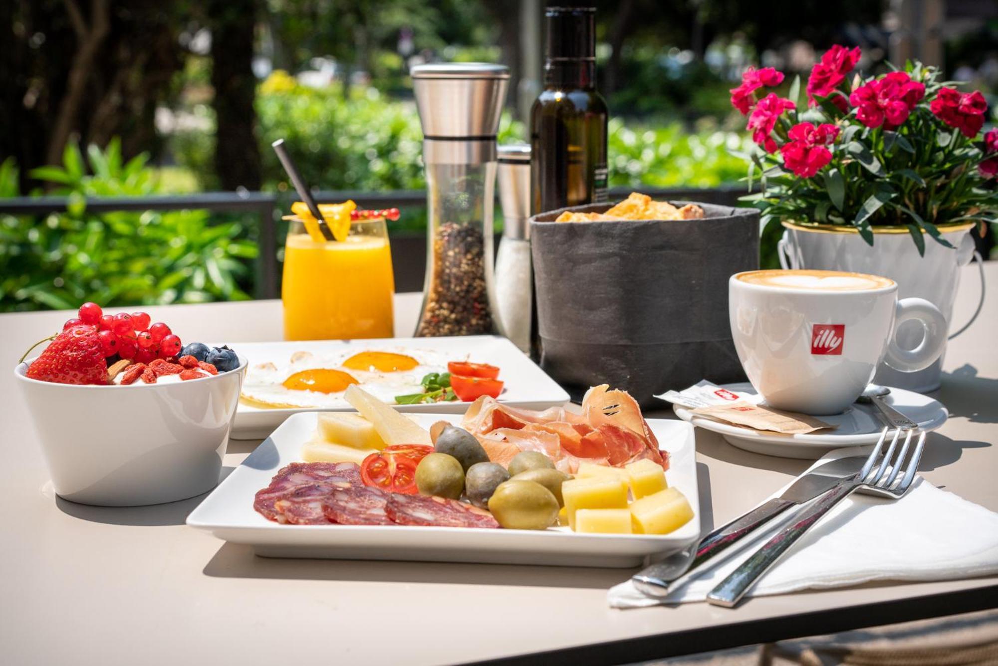 Hotel Degrassi Boutique Garni Izola