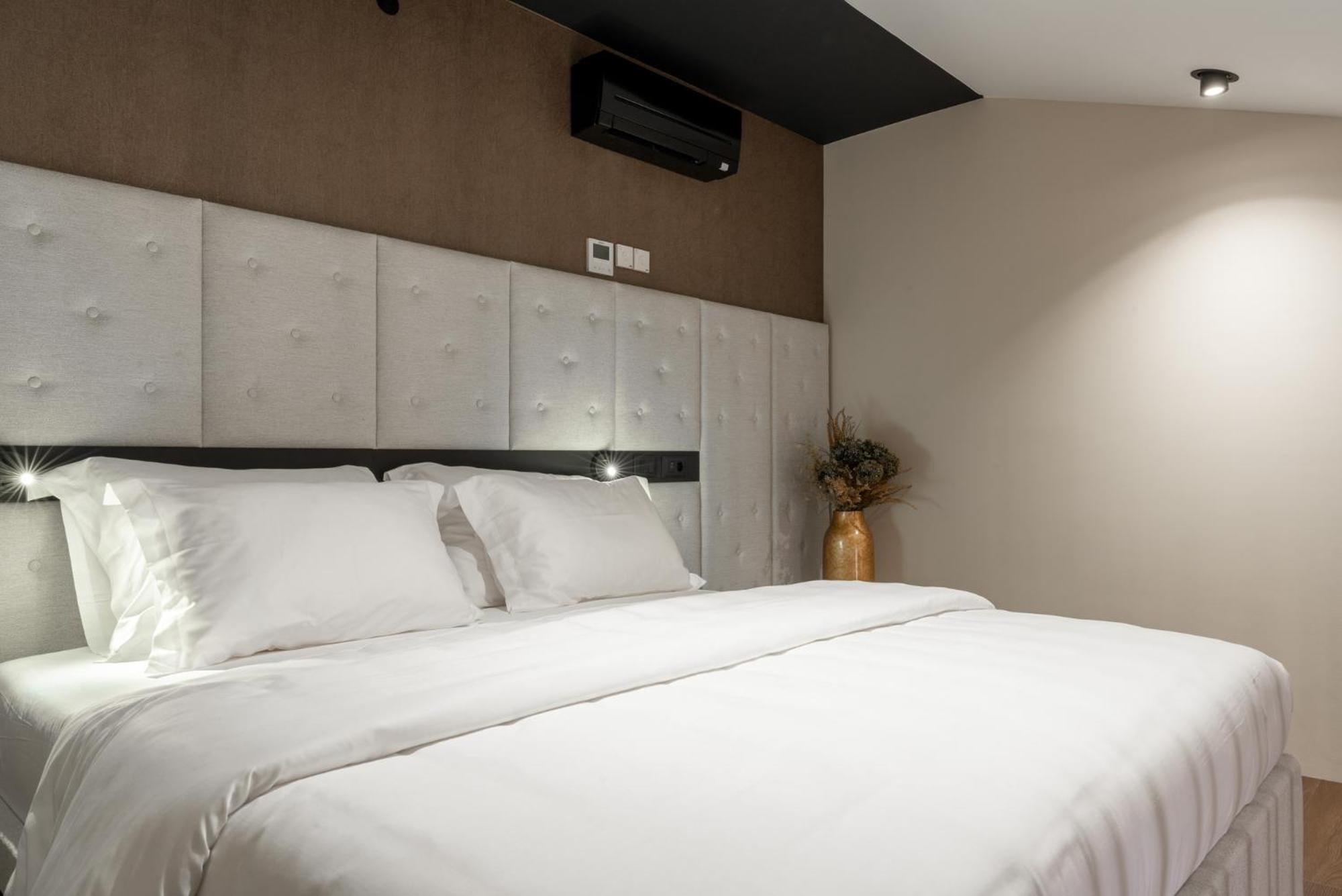 Degrassi Boutique Garni 4*